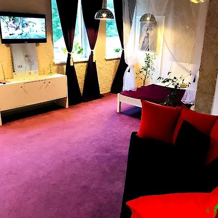 Diamond Club